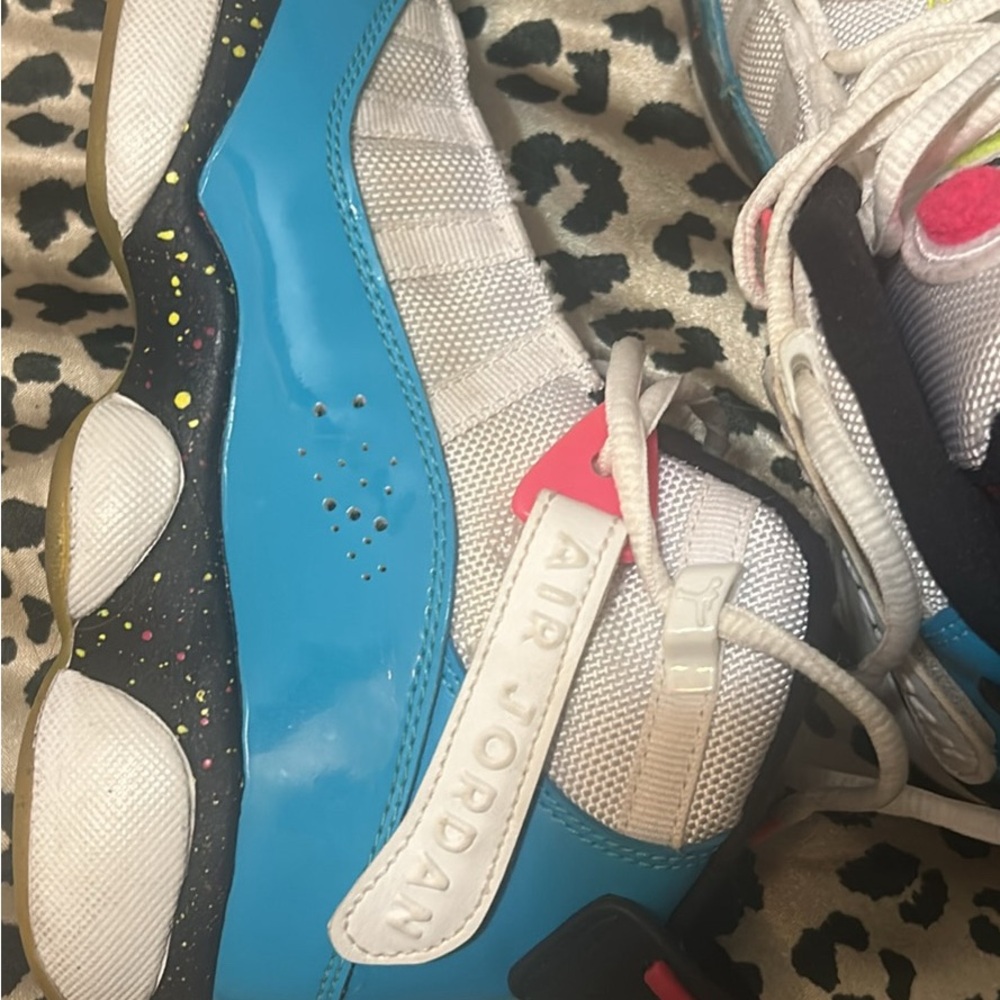 Women’s Jordans size 4.5